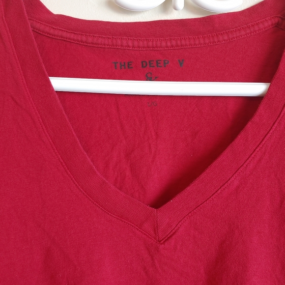 T Shirt - Picture 2 of 3